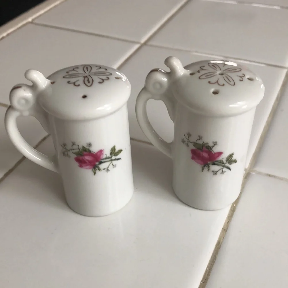 unknown vintage floral
